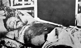Pancho Villa dead.