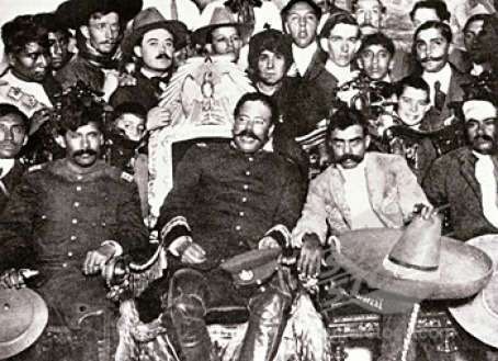 Zapata on the right at the presidential palace